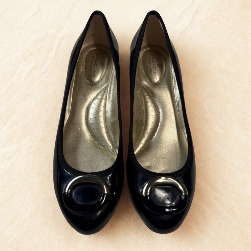 Bandolino Black Patent Wedge Pumps with Champagne Gold Detail - Picture 1 of 12